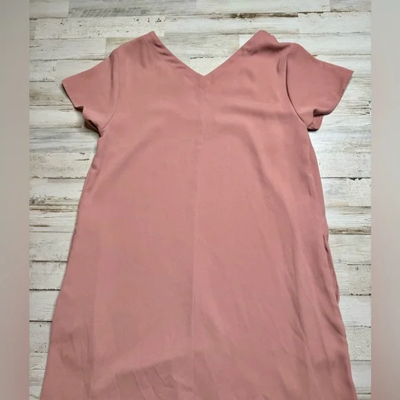 A New Day Dress Women Medium Basic Shift Blush Pink Short Sleeve V-Neck Pockets - Picture 9 of 10